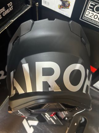 Casco Moto M Airoh Twist 3
