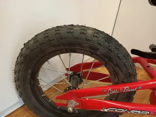 Bicicleta sin pedales Conor Roja