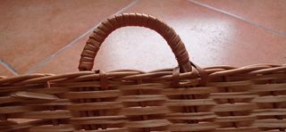 Cesta bandeja mimbre con asas