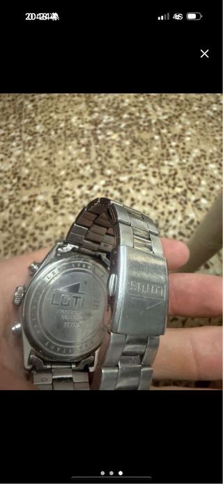 Reloj Lotus Cronógrafo Negro y Plateado