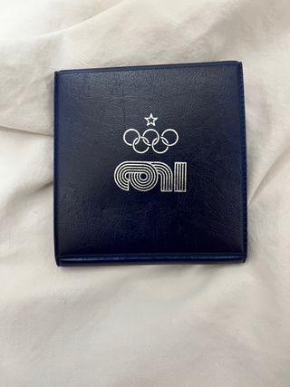 Medaglia CONI Olimpiadi scultura di artista greco