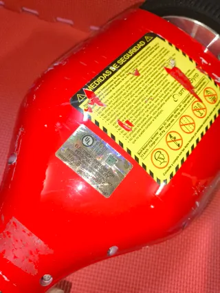 Hoverboard Rojo con Asiento