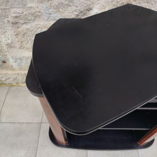 Mueble TV color madera y negro