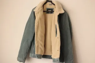 Chaqueta Pull&Bear azulada forrada Talla M
