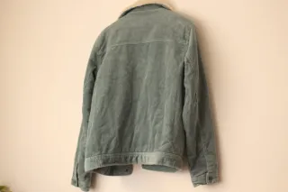 Chaqueta Pull&Bear azulada forrada Talla M