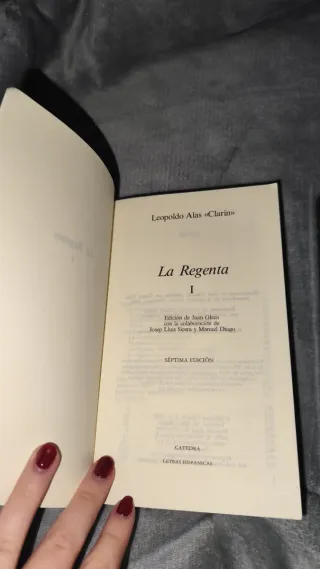 La Regenta, I (Letras Hispanicas / Hispanic Wri...