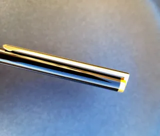 Bolígrafo Dupont Negro y Chapado Oro