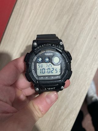 Reloj Casio Vibración Alarma Negro