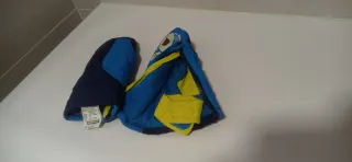 Manoplas de nieve infantiles azules