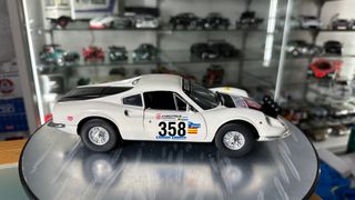 Ferrari 246 GT Dino Giro Italia Rally escala 1:18