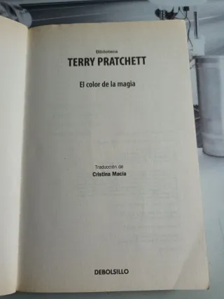 El Color de la Magia (Mundodisco 1) (Discworld)...