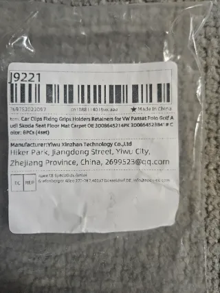 15 Paquetes de 4 Clips para Alfombrillas de Coche