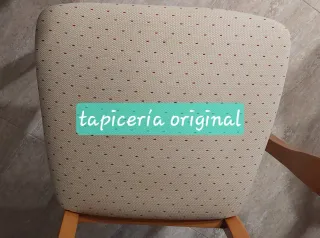 Mesa de salón y 4 sillas. NO REGATEO. TE LO LLEVO