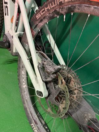 Bicicleta eléctrica Focus Jam 2 - Poco uso