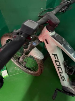 Bicicleta eléctrica Focus Jam 2 - Poco uso