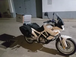 BMW F650 ST - vendo o cambio