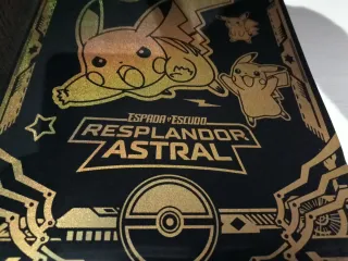 Libro Cromos Pokémon Pikachu Espada Escudo