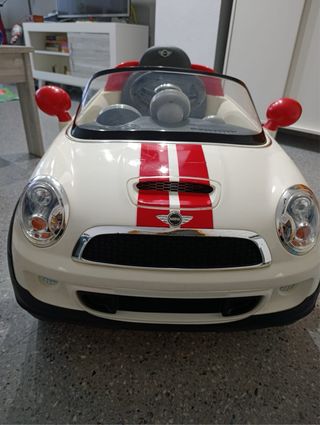 Coche Mini para Niñ@ Blanco y Rojo