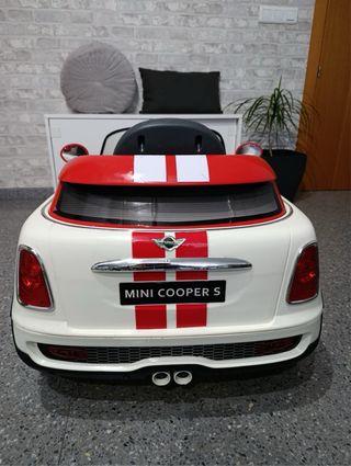 Coche Mini para Niñ@ Blanco y Rojo