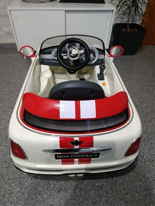 Coche Mini para Niñ@ Blanco y Rojo