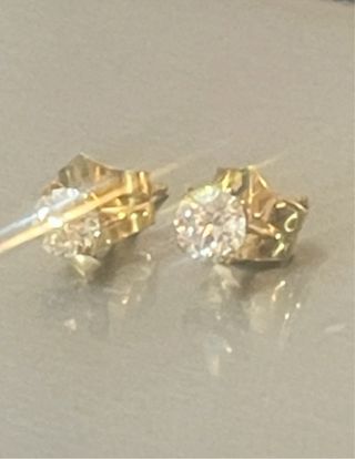 Pendientes Oro 18k Diamantes Naturales 0.62 Ct