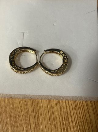 Pendientes laminados 14k con circonitas
