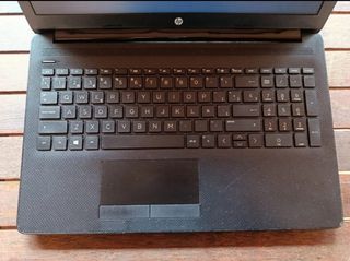 Portátil HP 15-db0 SSD 246GB + 8GB RAM. Negro