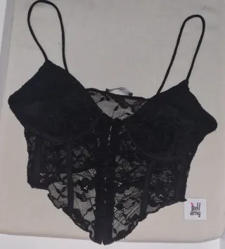 Top Corset Encaje Bershka Negro