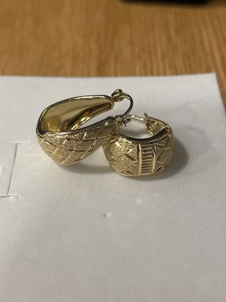Pendientes laminados 14K