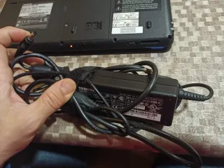 Toshiba Satellite U400