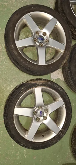 3 Llantas 17 para Volvo C30 S40 V50