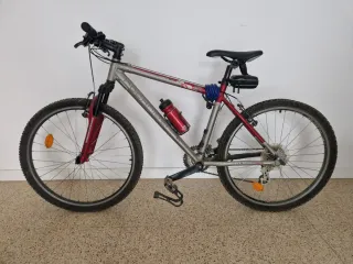 Bicicleta MTB