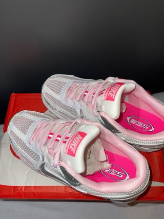 Nike Zoom Vomero 5 Pink/White