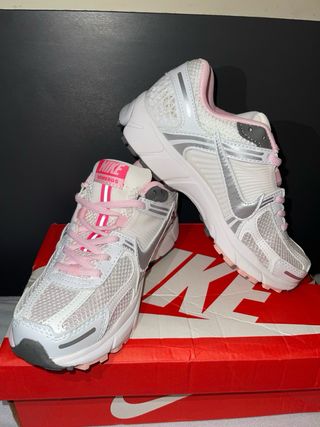 Nike Zoom Vomero 5 Pink/White