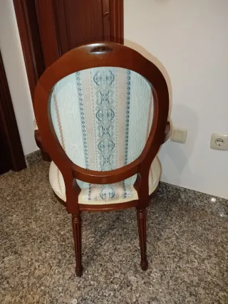 Silla Descalzadora Isabelina Madera y Tela