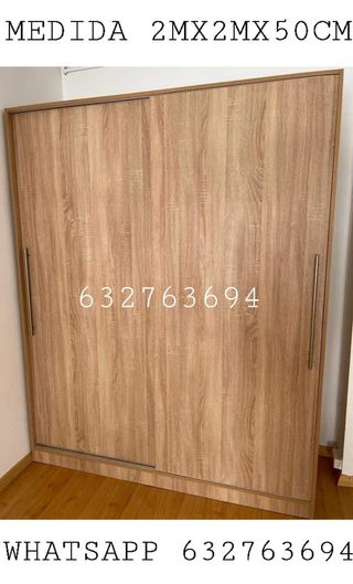 Armario Blanco Madera 2x2x0.5m