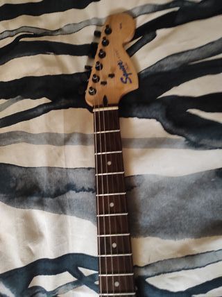 Pack guitarra eléctrica Fender squier AF FSR.