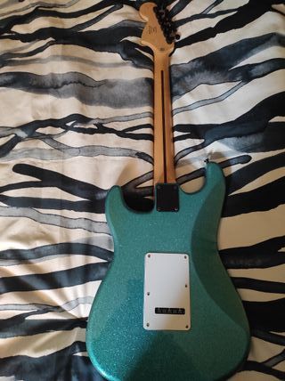 Pack guitarra eléctrica Fender squier AF FSR.