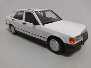 Maqueta Mercedes 190 E Norev Escala 1:18