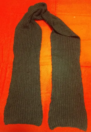 Set Sciarpa e Cappello Unisex Nero