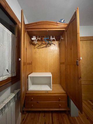 Armario ropero provenzal de madera