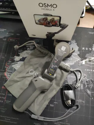 DJI Osmo Mobile 3 Gimbal