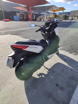 Yamaha Xmax 400