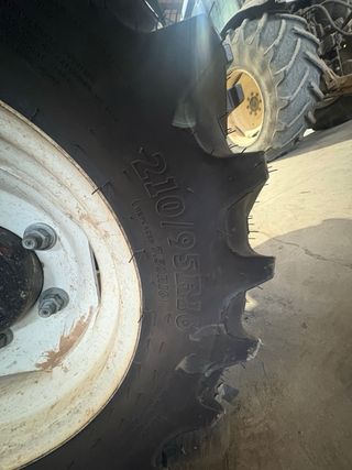 Tractor New Holland 50-86S Viñedo 4x4