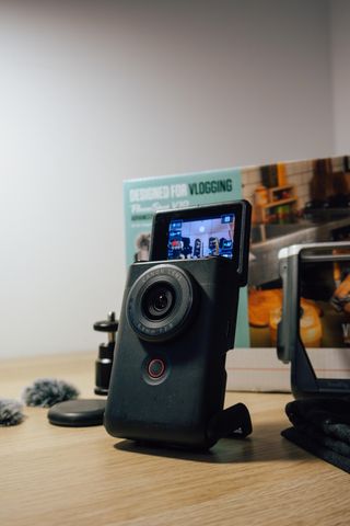 Canon Powershot V10 4K Cámara Vlogging