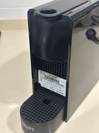Cafetera Nespresso Essenza Mini Krups  Nueva (
