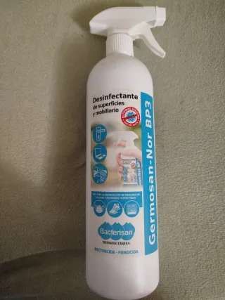 Desinfectante de superficie y mobiliario