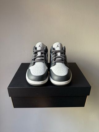 Nike Air Jordan 1 Low Iron Grey [38.5]