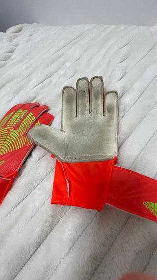 Guantes portero Adidas Predator rojos
