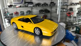 Ferrari F355 Berlinetta UT Models escala 1:18